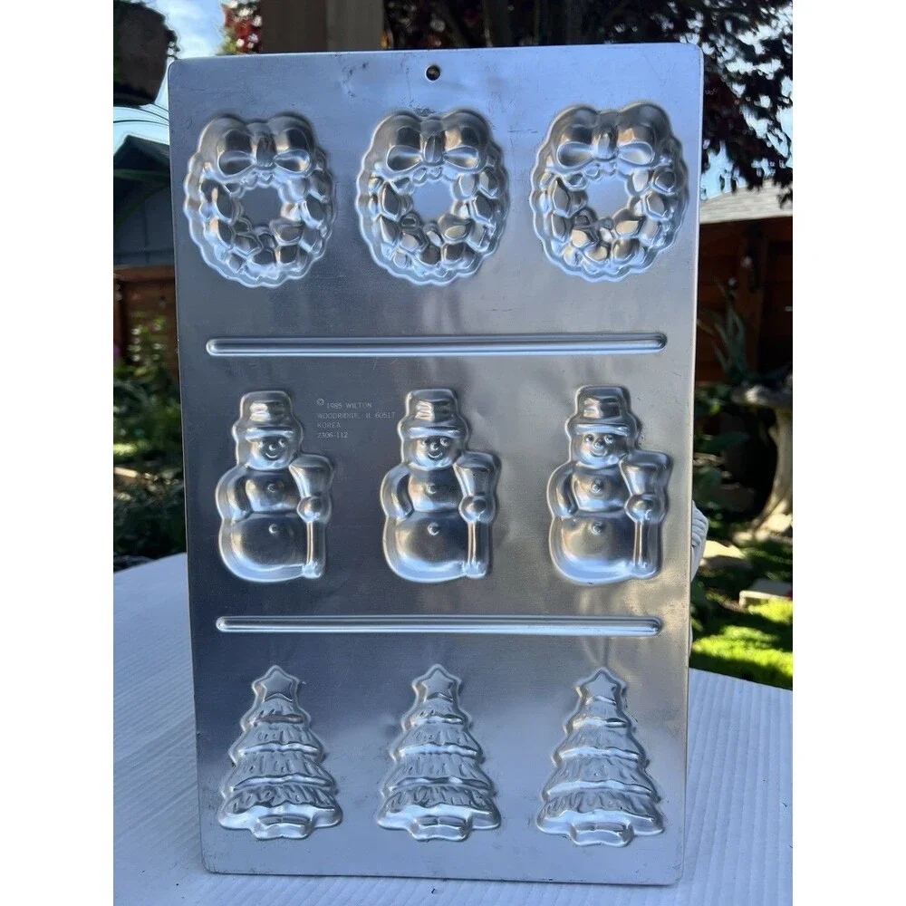 1985 Wilton Christmas Cookie Pan Mold Wreath Snowman Tree 2306-112 Vintage